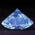Dimond with medium blue fluorescence